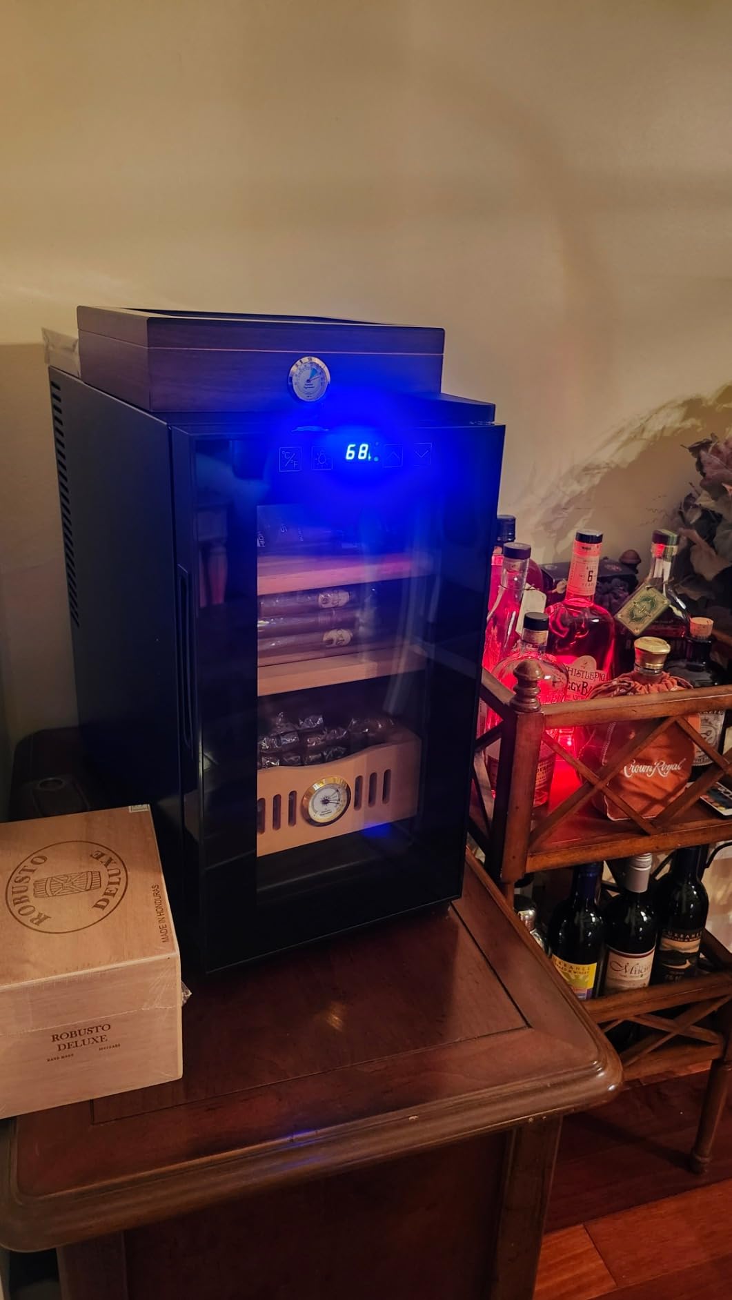 Mojgar 25L Electric Humidor, 200 Counts Cigar Humidor Cabinet with Cooling Temperature Control, Electric Cooling Cigar Fridge with Spanish Cedar Wood Shelves & Hygrometer customer photo 1