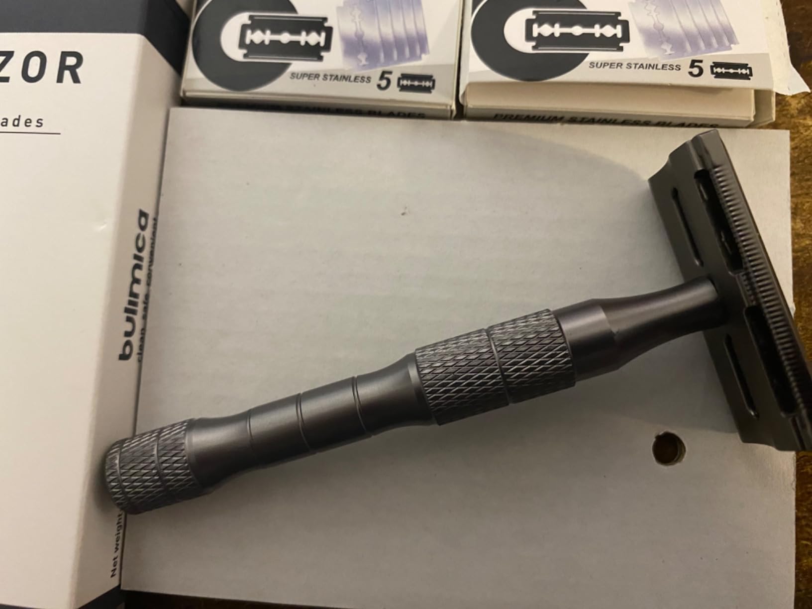 Matte Black Safety Razors for Men and Women, Reusable Single Blade Razor customer photo 1