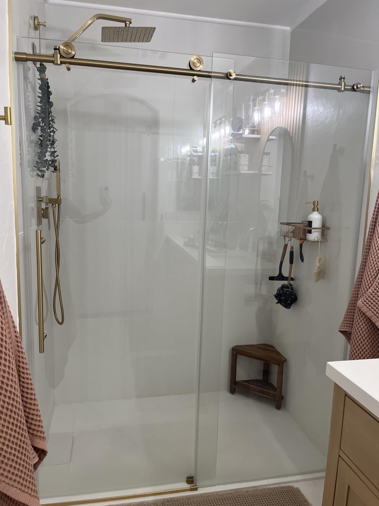 WOODBRIDGE 47.25 in L x 35.4 in W Zero Threshold End Shower Base with Reversible Drain Placement, Matching Decorative Drain Plate and Tile Flange, Wheel Chair Access, Low Profile, White customer photo 2