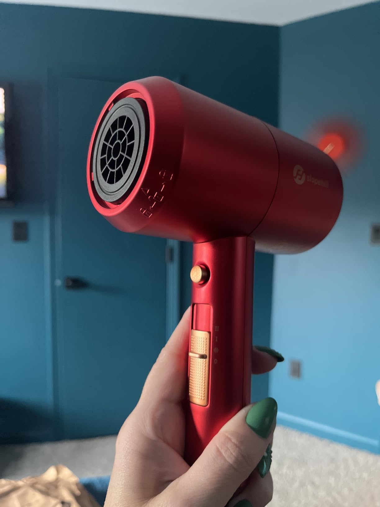slopehill Professional Ionic Hair Dryer, Powerful 1800W Fast Drying Low Noise Blow Dryer with 2 Concentrator Nozzle 1 Diffuser Attachments for Home Salon Travel (Black) customer photo 1