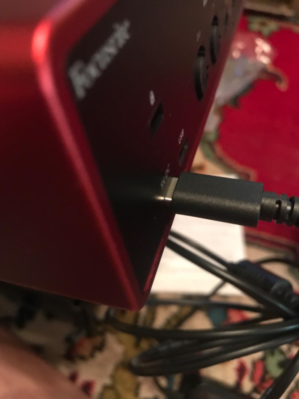 Focusrite Scarlett 4i4 4th Gen USB-C Audio Interface customer photo 2