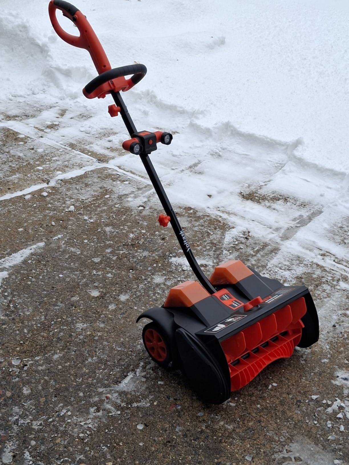 VOLTASK 48V 16-Inch Brushless Cordless Snow Shovel with Wheels, Orange customer photo 2