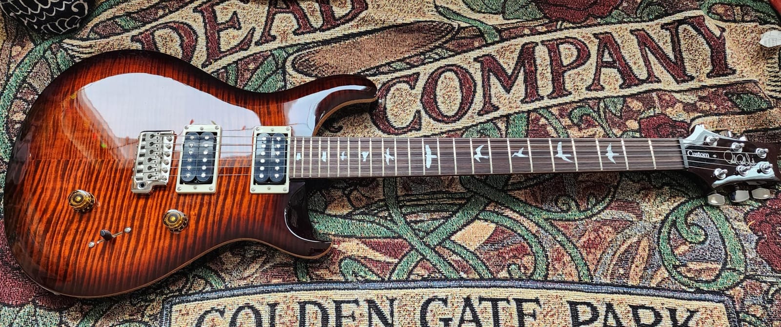 PRS SE Custom 24 Exclusive with Gig Bag, Vintage Yellow customer photo 1