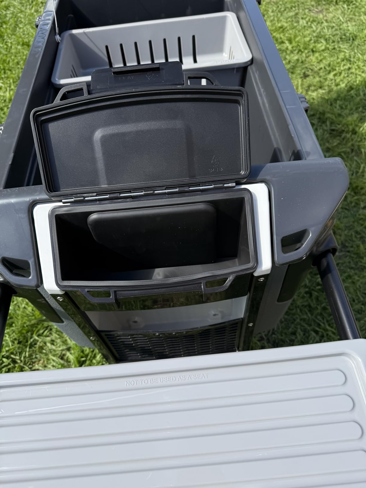 Igloo Trailmate Journey 70Qt Wheeled Cooler | Insulated Hard Shell Ice Chest customer photo 2