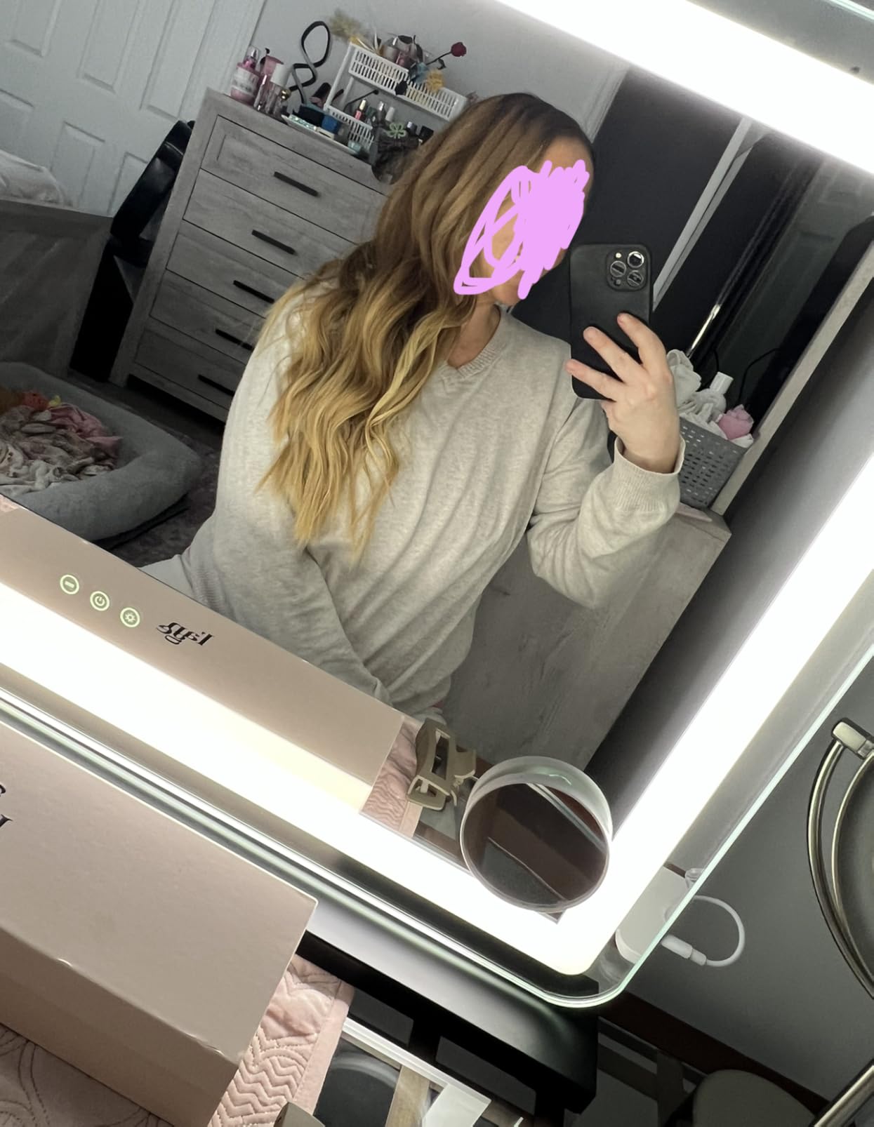 Hasipu Vanity Mirror with Lights and Bluetooth Speaker, 32
