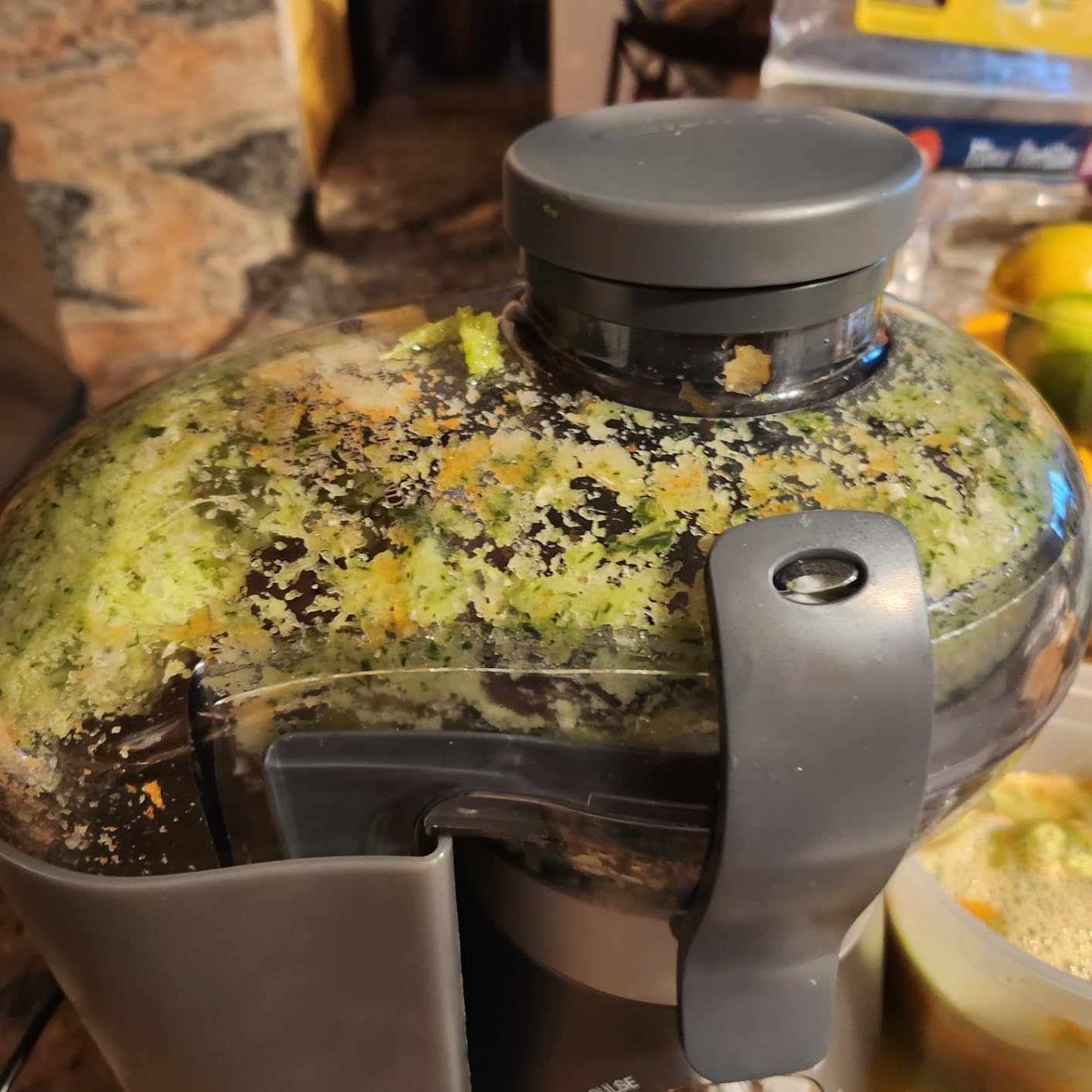Cuisinart Compact Blender Juicer/Extractor, BJC-550 customer photo 1