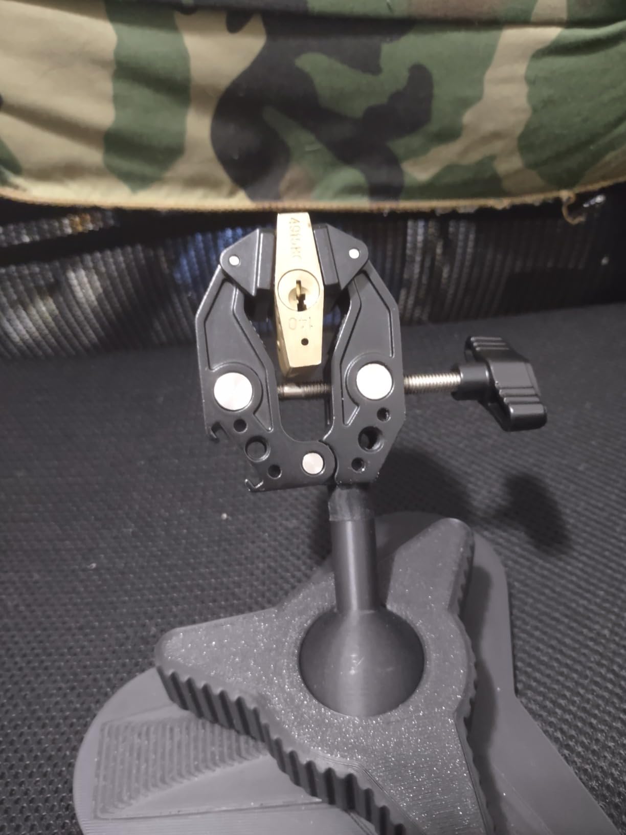 NEEWER Super Clamp with 3