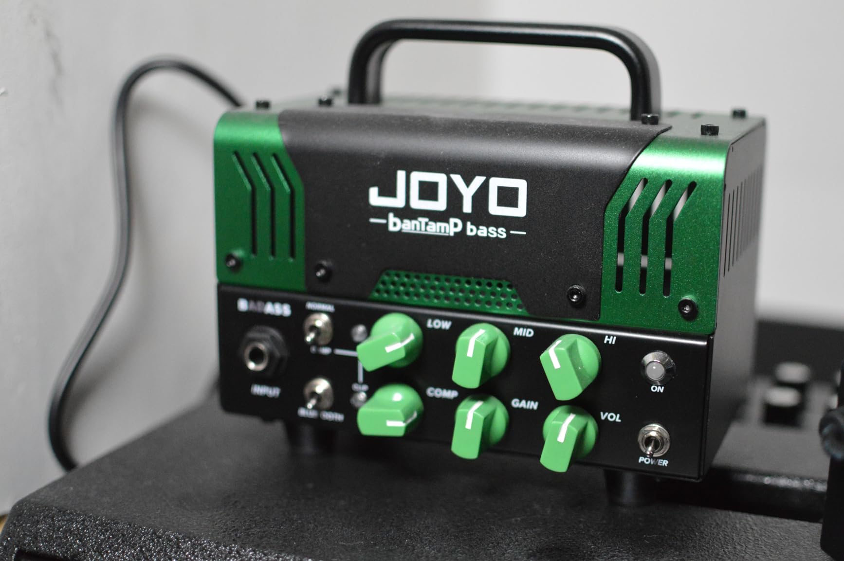 JOYO 50W Bass Amp Head Hybrid Tube Preamp with 12AX7, Compressor, 3-Band EQ, FX Loop, Bluetooth & Headphone Output for Bass Practice, Home Studio & Small Gig (Require External Speaker Cabinet) Badass customer photo 2