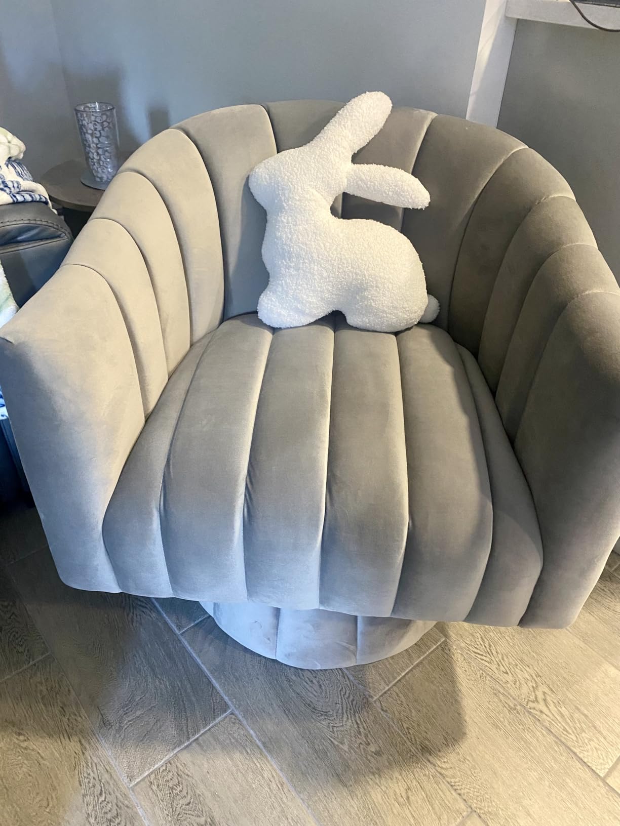 Dewhut Swivel Barrel Accent Chair, Velvet Reading Armchair, Gray, Set 1 | Mid Century Style, Modern Round ArmChair With 360° Swivel Base, For Living Room / Bedroom / Office customer photo 2