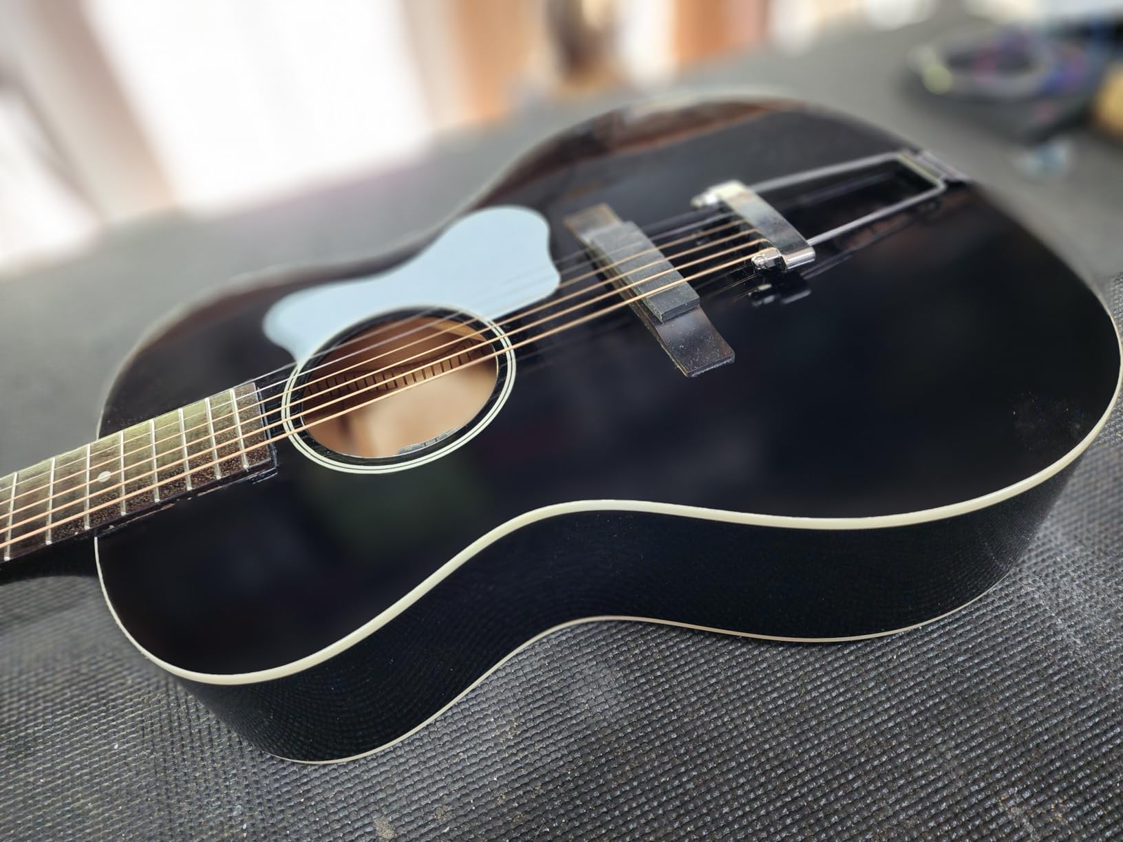L.R. Baggs HiFi Acoustic Guitar Pickup System customer photo 1