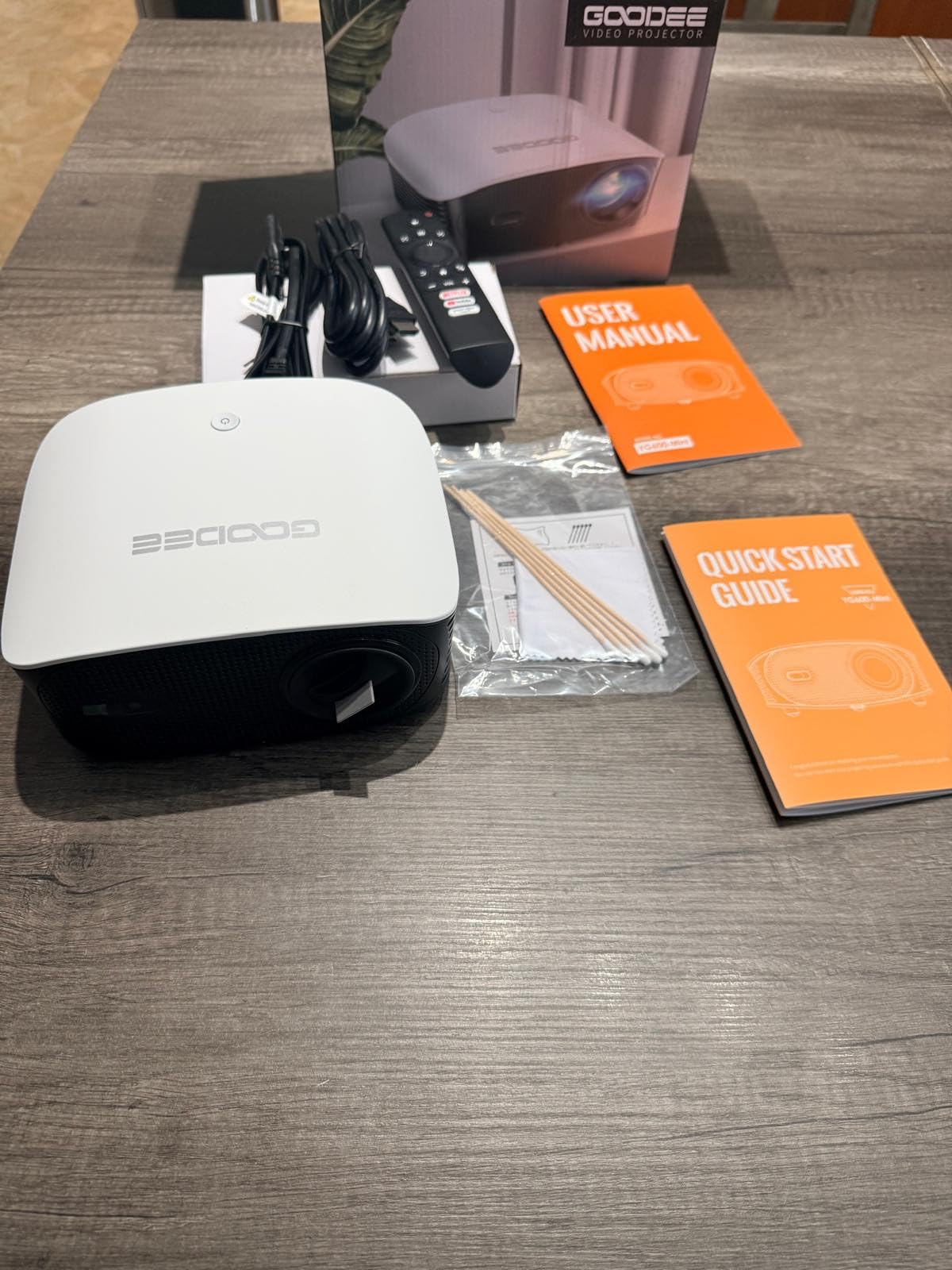GooDee 4K Smart Projector with 5G WiFi & Bluetooth, Built-in Streaming Apps customer photo 1