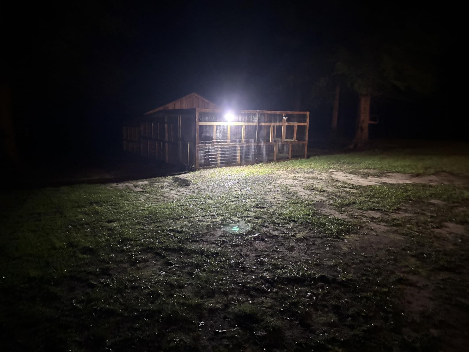 LYWALT Solar Outdoor Lights - 3000LM 188 LED Motion Sensor Outdoor Lights, 4 Heads Security Light,IP65 Waterproof, Easy Install,270°Wide Angle Flood Wall Light with 3 Modes for Backyard Yard customer photo 2
