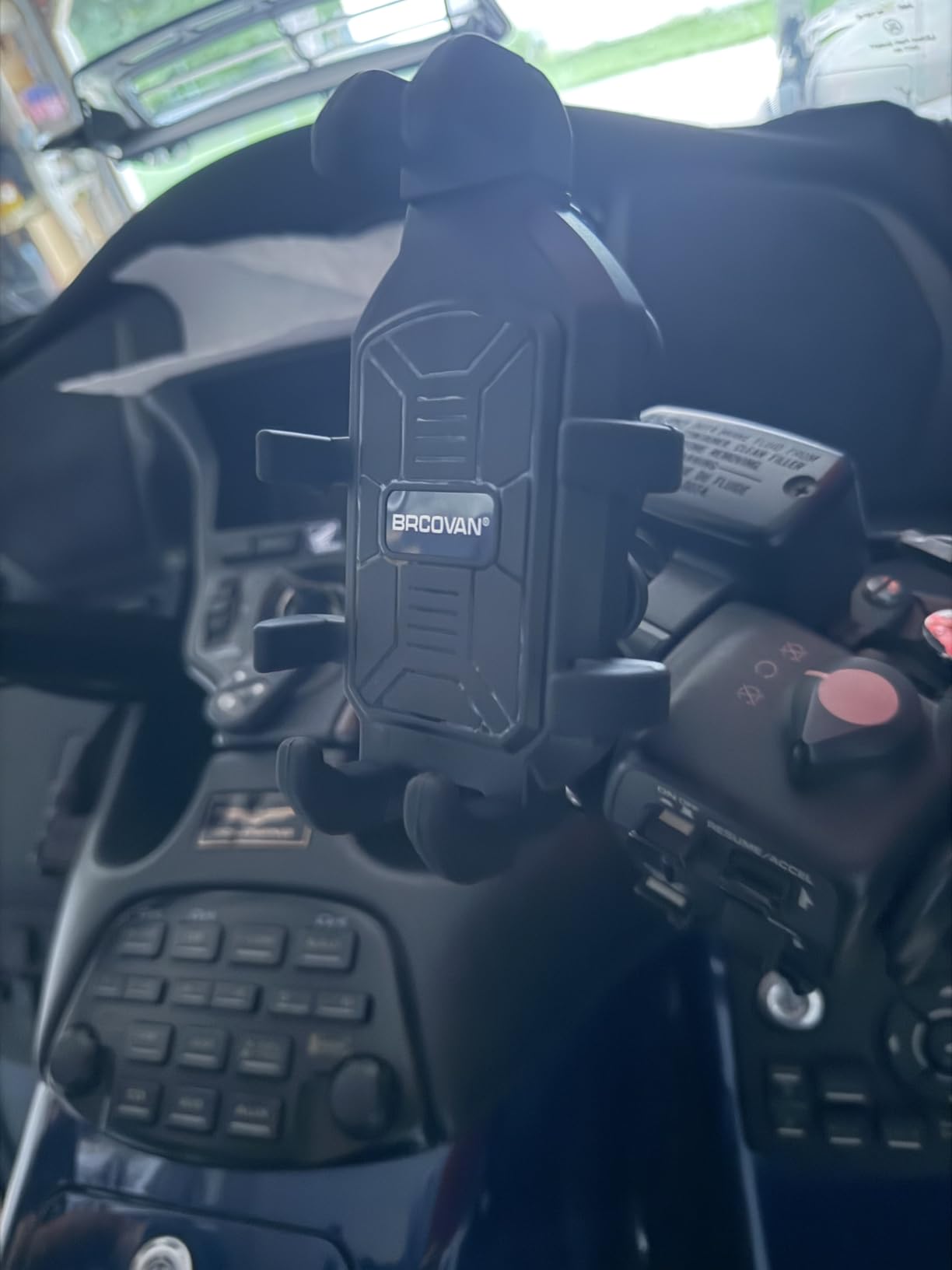 BRCOVAN Motorcycle Phone Mount Holder with Vibration Dampener customer photo 1