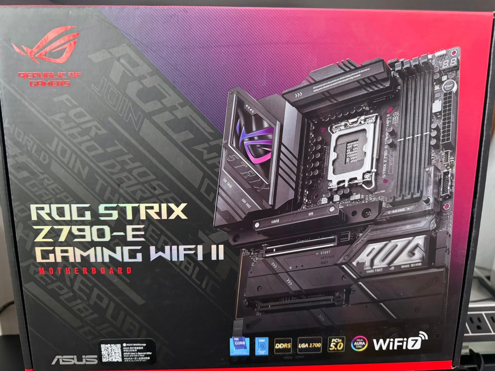 ASUS ROG Strix Z790-E Gaming WiFi II LGA 1700(Intel 14th & 13th & 12th Gen)ATX gaming motherboard(DDR5,PCIe 5.0,2.5 Gb LAN,5XM.2 slots,PCIe 5.0 x16,WiFi 7 front-panel connector with PD 3.0 up to 30W) customer photo 2