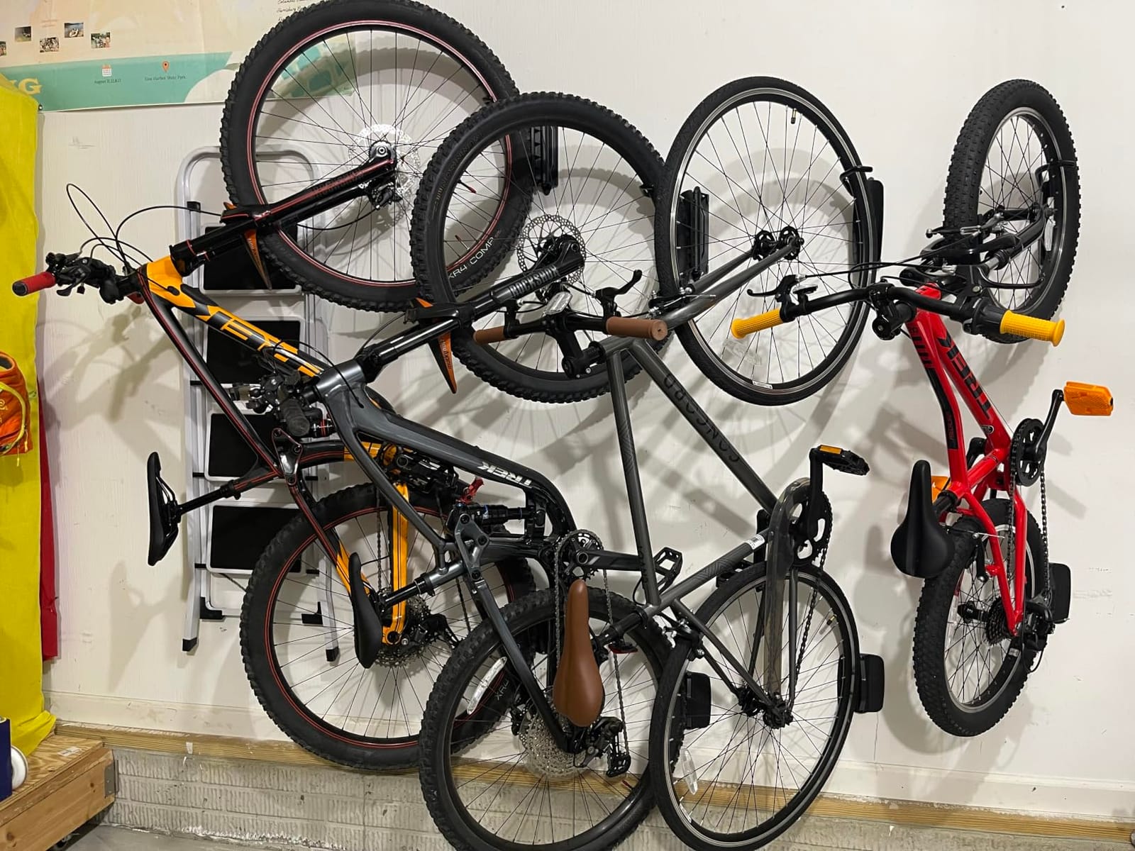 monTEK Swivel Bike Wall Mount, Bike Hangers for Garage, 1 Pack customer photo 1