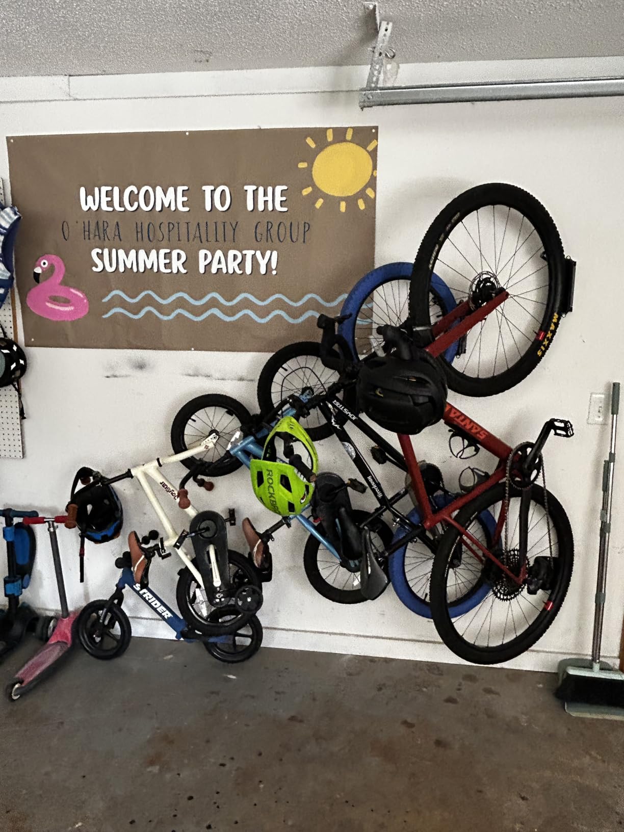 monTEK Swivel Bike Wall Mount, Bike Hangers for Garage, 1 Pack customer photo 2