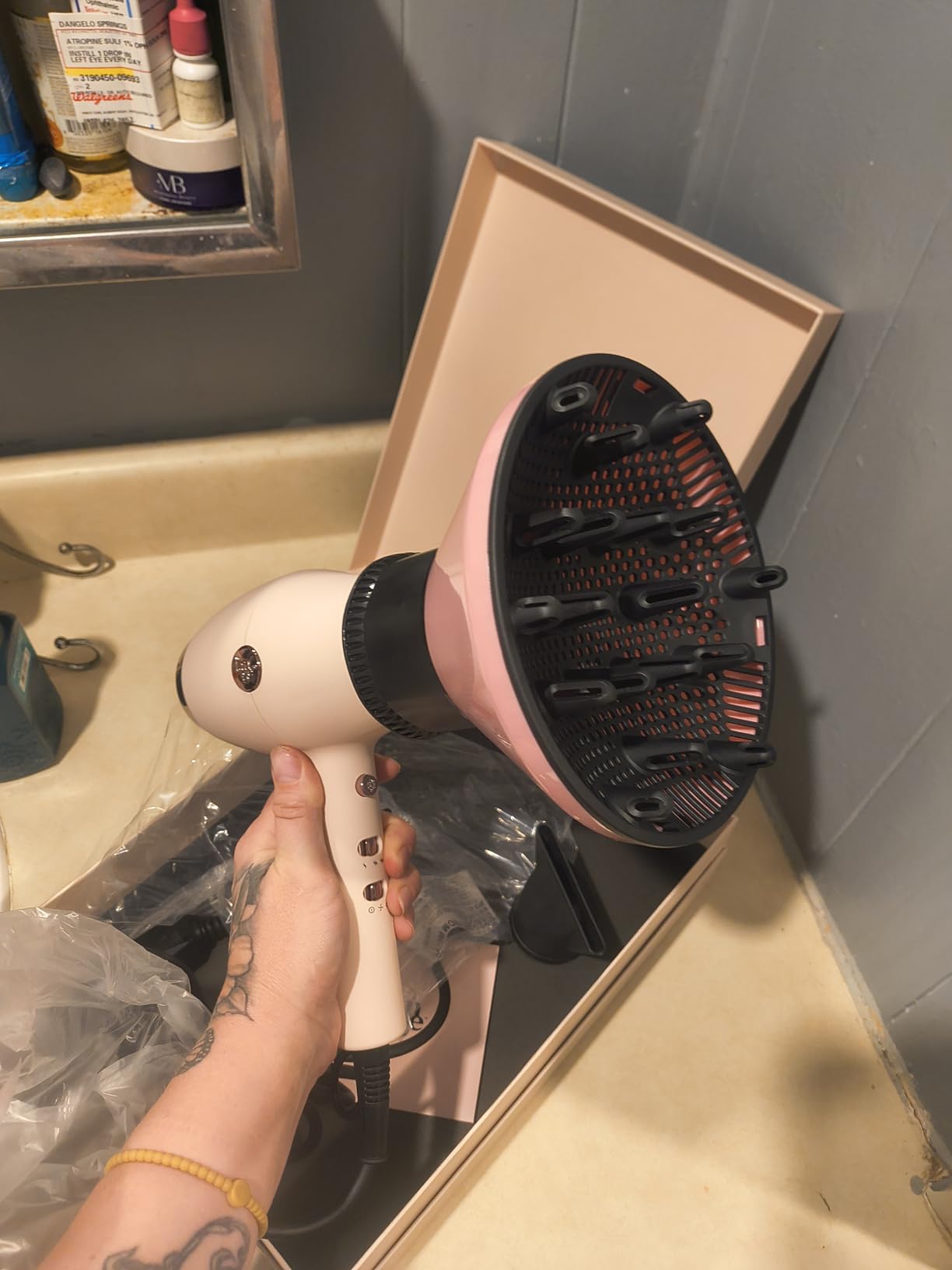 L’Ange Hair Soleil Professional Hair Dryer | Fast Drying Ionic Blow Dryer for Frizz-Free Results | 3 Heat Settings with Cool Shot Feature | Lightweight Hairdryer with Concentrator 1875W | Blush customer photo 1
