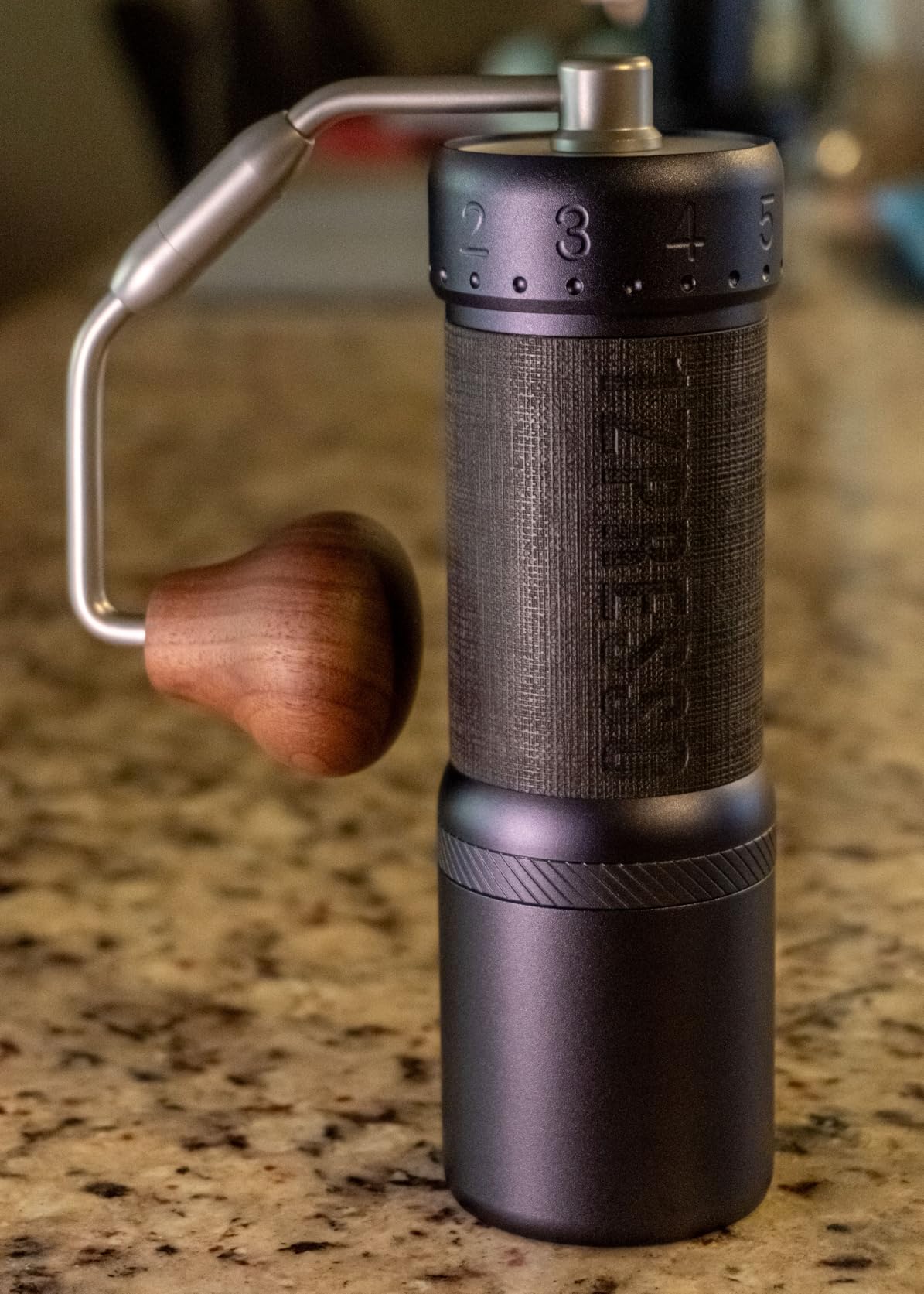 1Zpresso J-Ultra Manual Coffee Grinder Iron Gray, Conical Burr, Foldable Handle, Magnet Catch Cup Capacity 40g, Numerical Adjustable Finely Setting, Faster Grinding Efficiency Ideal for Espresso customer photo 1