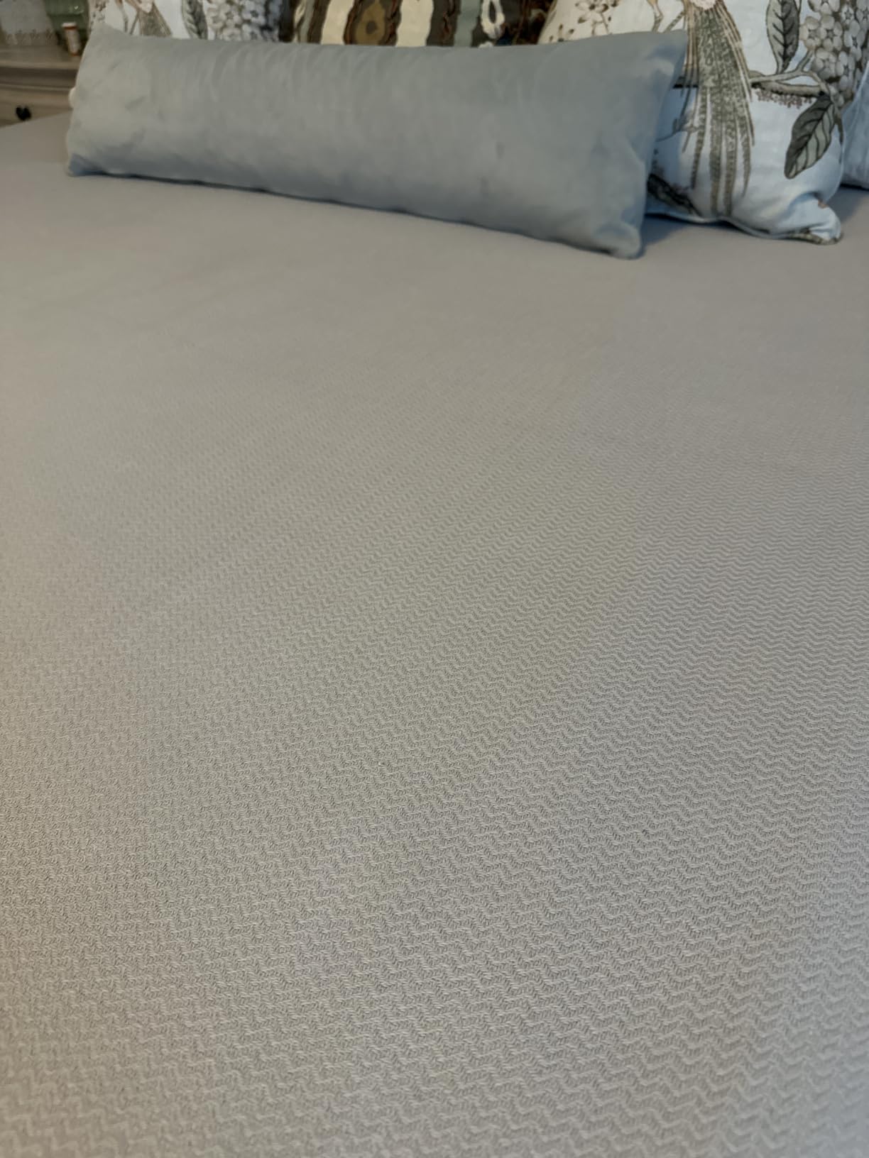 Bedsure 100% Cotton Blanket, Herringbone Weave, Queen Size, Linen Beige | Breathable, Lightweight, Soft, Cooling for Hot Sleepers, Ideal for Summer & Fall Nights, Machine Washable, 90x90 Inches customer photo 1