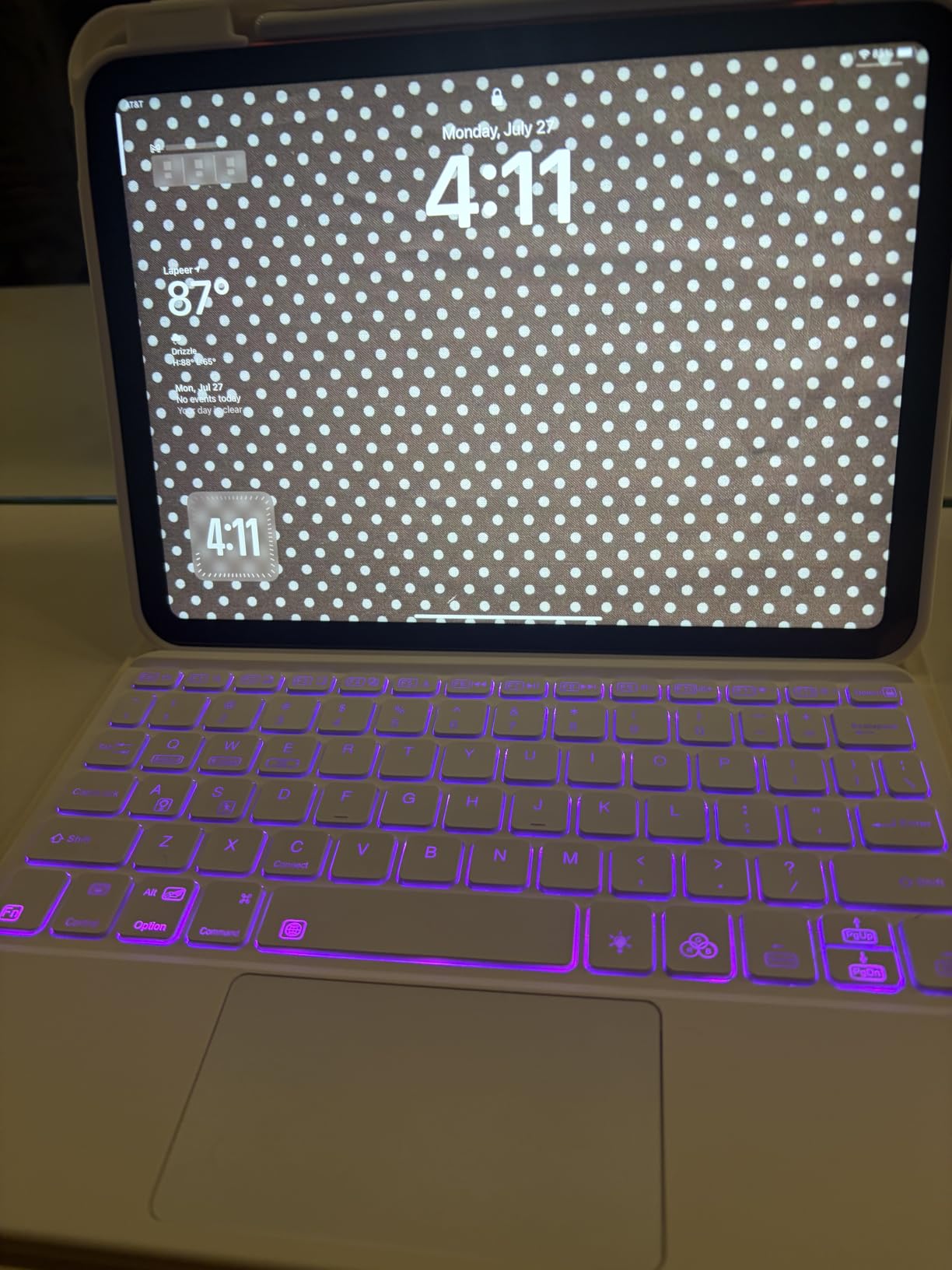 Harvopu for iPad A16 11th/10th Generation Case with Keyboard, Folio Cover customer photo 1