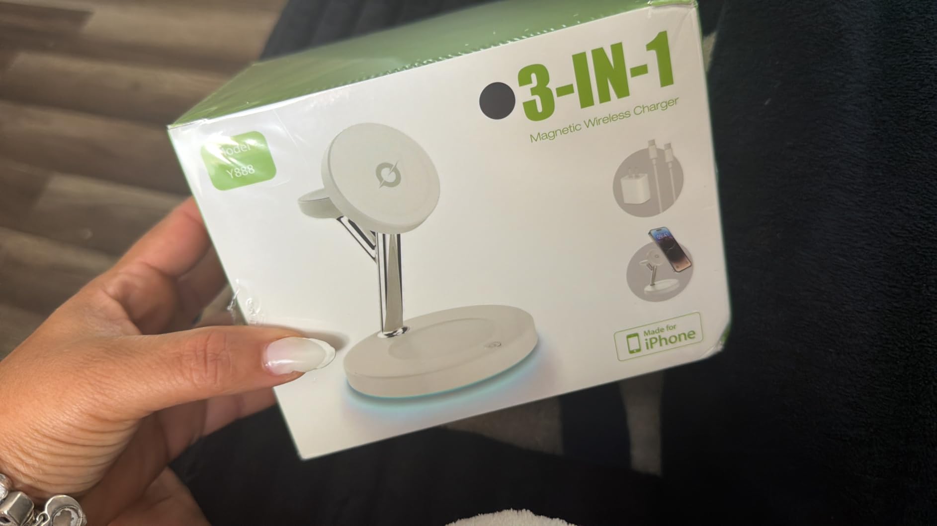 3 in 1 MagSafe Wireless Charger Stand for iPhone Apple Watch AirPods customer photo 2