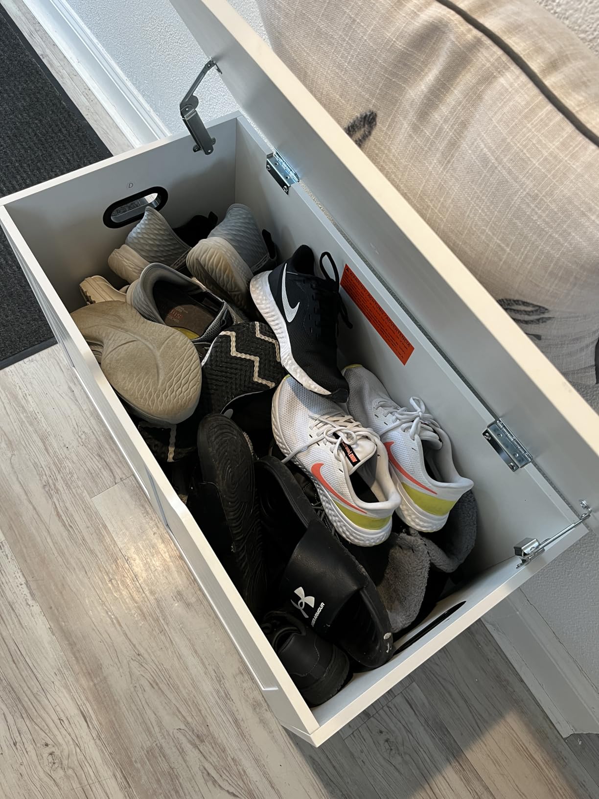 VASAGLE Storage Chest, 39.4 Inches Width Bench with 2 Safety Hinges customer photo 2