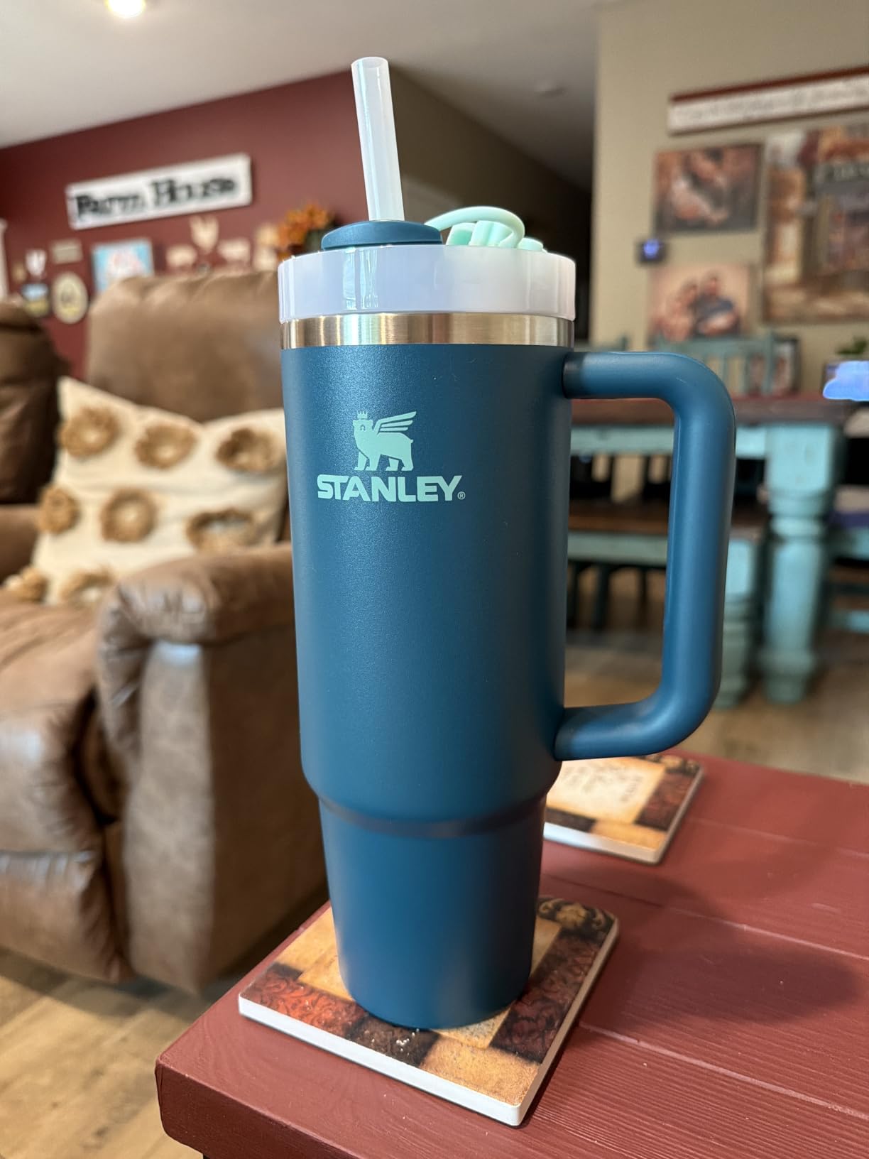 STANLEY Quencher H2.0 Flow State Tumbler, 30 oz, Black 2.0 | Handle and Straw | 3-Position Lid | Cup Holder Compatible for Travel | Insulated Stainless Steel Cup | BPA-Free customer photo 1