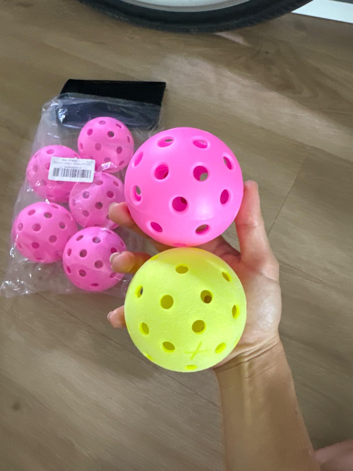 Magicorange Pickleball Balls,USAPA Approved 40 Holes Outdoor Pickleballs customer photo 2