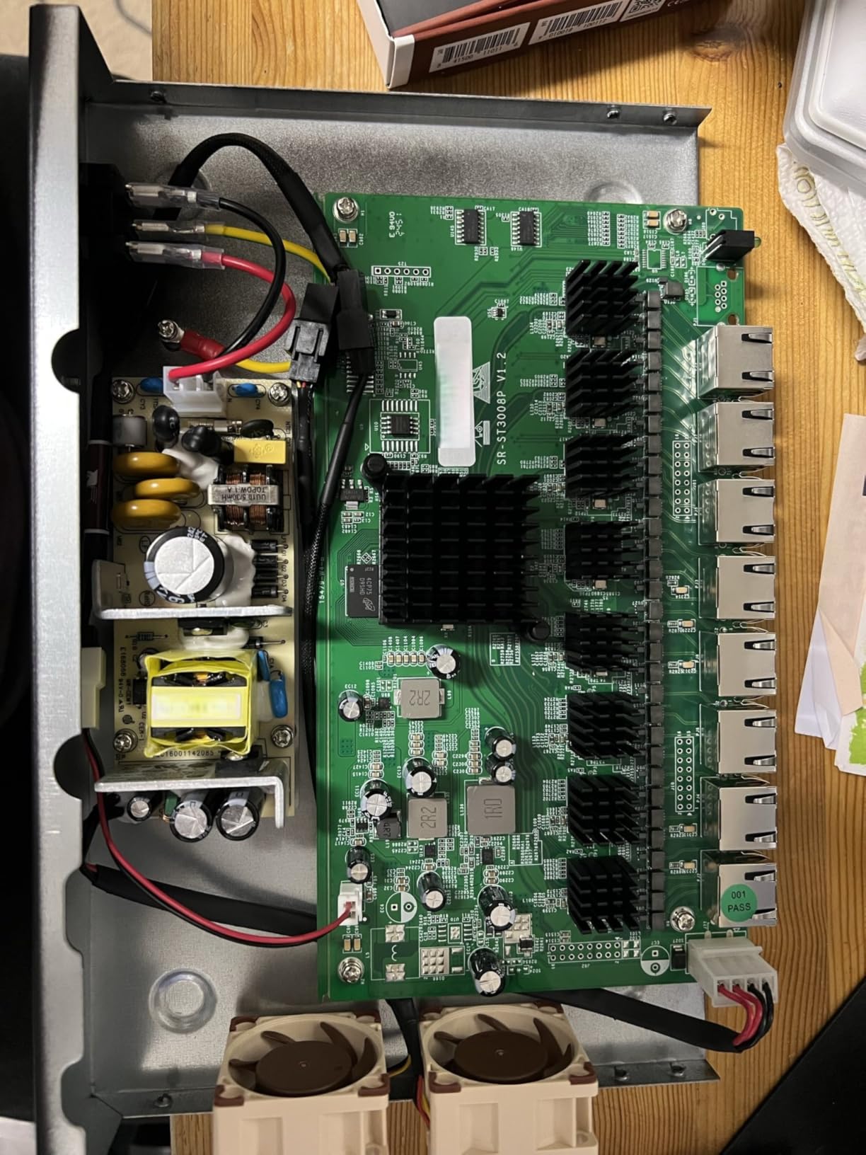 8 Port 10G Ethernet Switch Unmanaged, with 8X 10Gb Base-T Ports, NICGIGA 10Gbps Network Switch Easy for 10G NAS,PC,WiFi7 Router,10G Adapter/NIC. Desktop or 19-inch Rack Mount, Plug and Play. customer photo 2