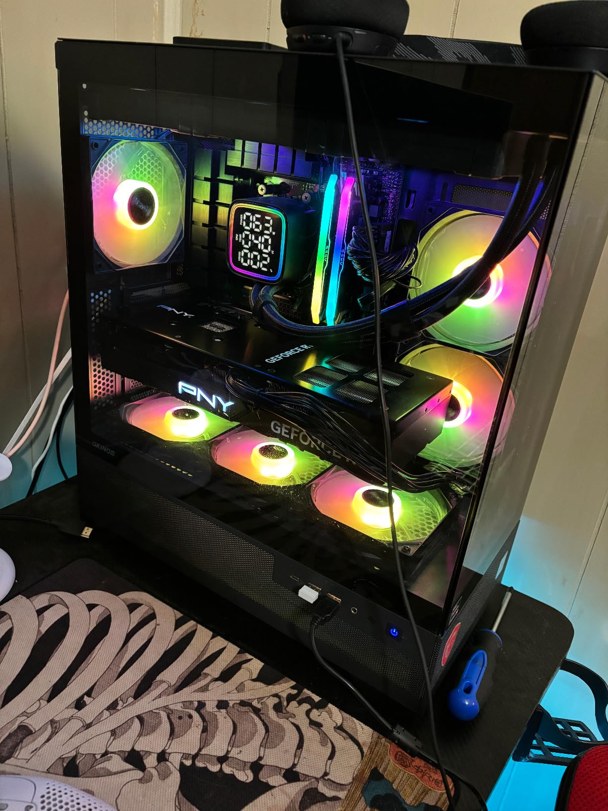 PNY GeForce RTX™ 4080 Super 16GB Verto™ OC Triple Fan Graphics Card DLSS 3 (256-bit, PCIe 4.0, GDDR6X, HDMI/DisplayPort, Supports 4k, incl. Adapter Anti-Sag Support Bracket, 3 Slot) customer photo 1
