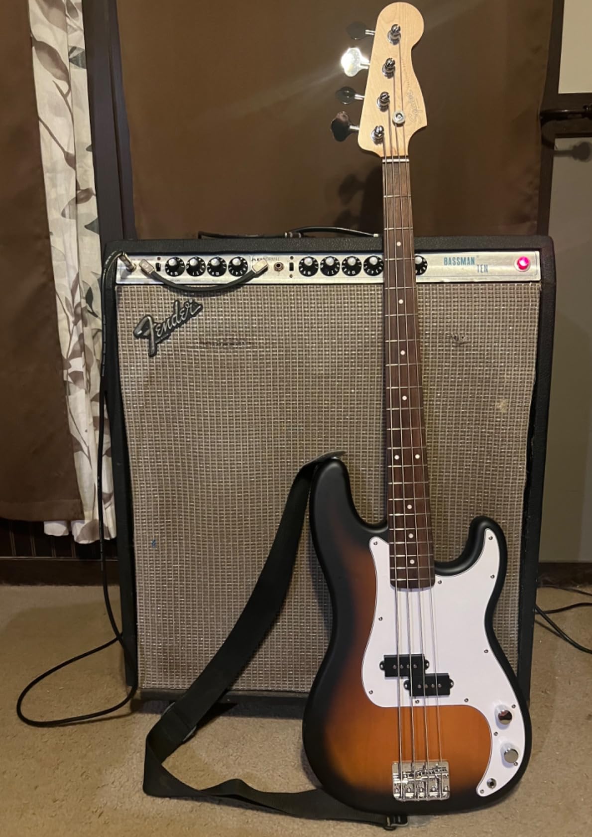 Fender Squier Debut Series Precision Bass Guitar, Beginner Guitar, with 2-Year Warranty, Includes Free Lessons, 2-Color Sunburst with Matte Finish customer photo 1