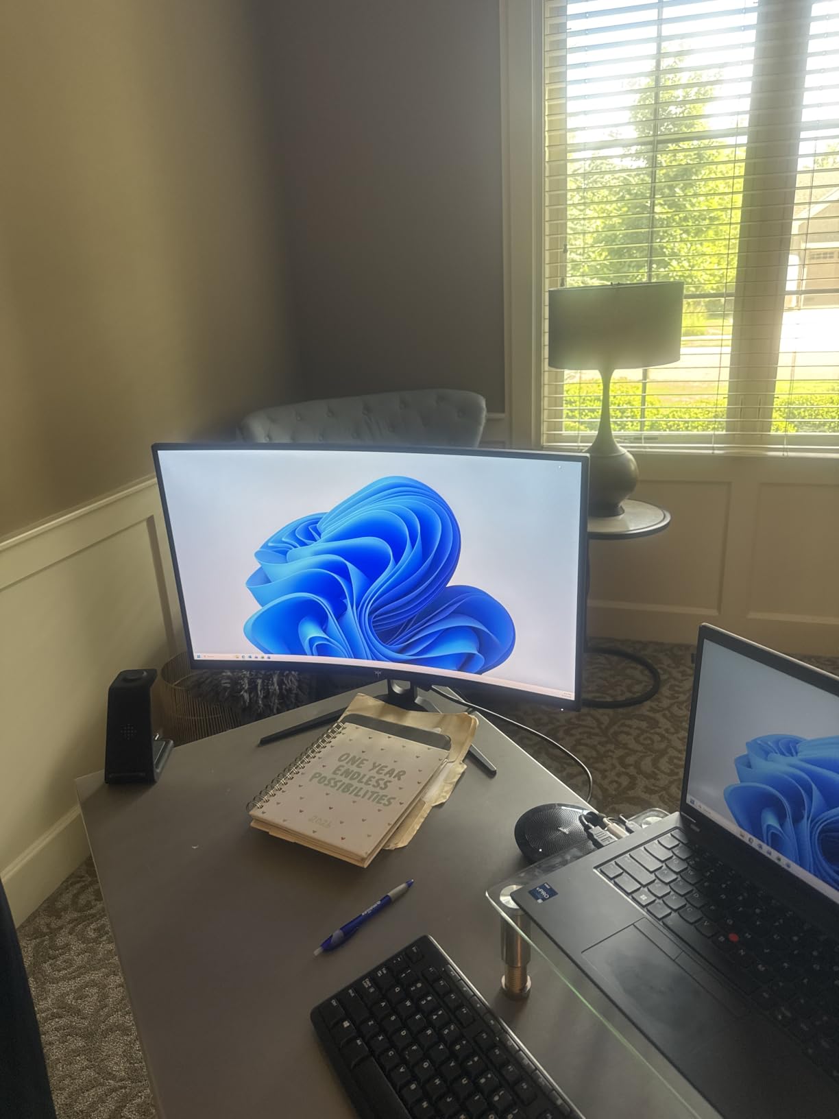 KTC 32 Inch Curved Gaming Monitor, FHD 1080P 165Hz 1500R Monitor, H32S17C, 122% sRGB with HDR, FreeSync PC Monitor, HDMI 2.0x2, DisplayPort 1.4, VESA Compatible, Tilt Adjustable, Eye Care customer photo 2