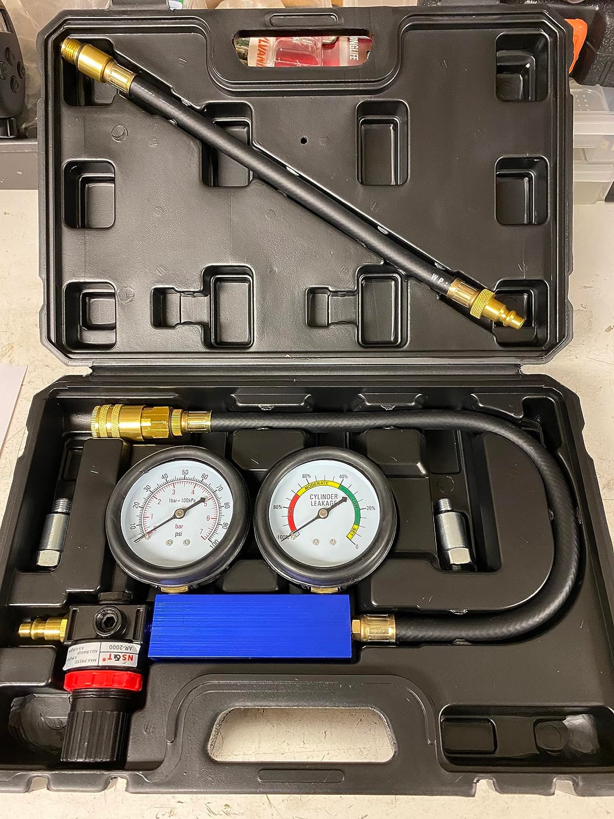 Cylinder Leak Down Tester Kit with Dual Gauges for Gasoline Engines customer photo 1