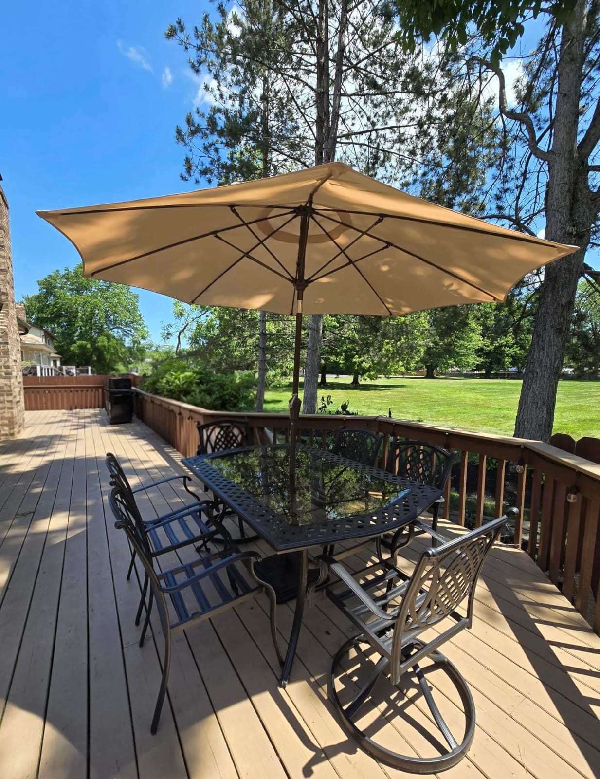 PatioKingdom 9FT Patio Outdoor Umbrella-UPF 50+ Sun Shade with Wind Vent, Push-Button Tilt & Smooth Crank Lift, Rust-Resistant Fiberglass Frame for Garden, Backyard,Yard customer photo 2