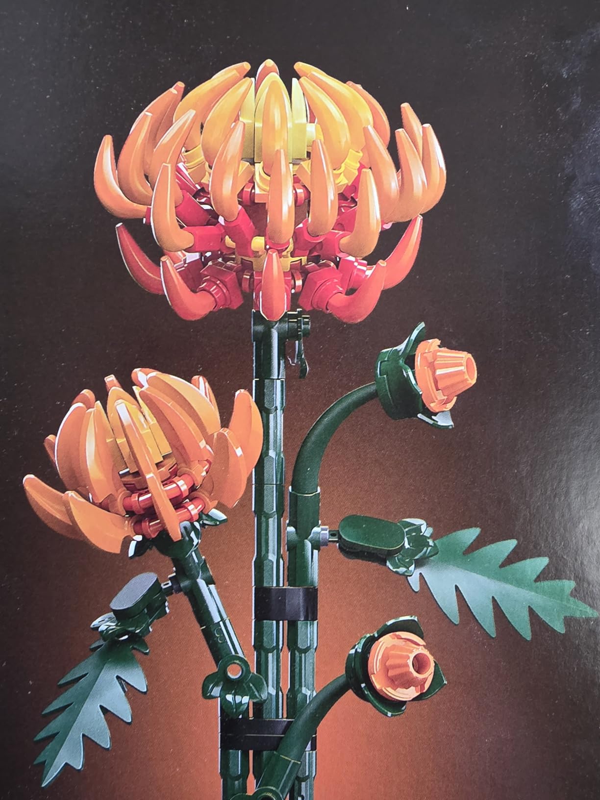 LEGO Botanicals Chrysanthemum Building Set for Adults Ages 18+ - Artificial Flower for Dinner Table Centerpieces & Decoration - Gift for Birthdays - 10368 customer photo 1