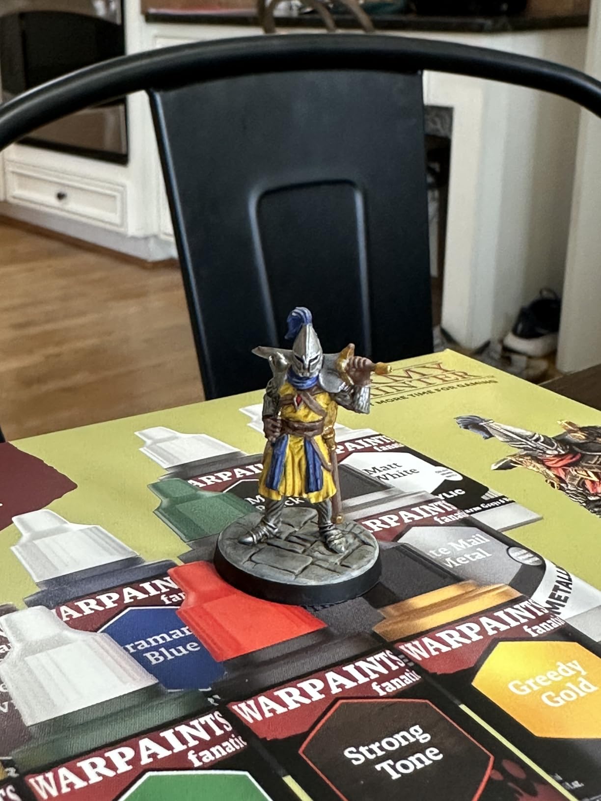 The Army Painter, Warpaints Fanatic Starter Set, 11 x 18 ml | Acrylic paints incl. metallics, washes, primer, 1 miniature and 1 brush, D&D and Warhammer customer photo 1