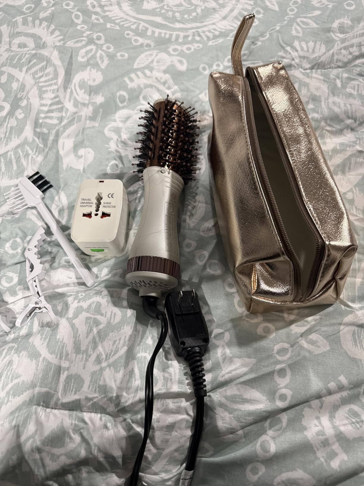 Dual Voltage Travel Blow Dryer Brush in one, Hair Trends Mini Hot Air Brush customer photo 1