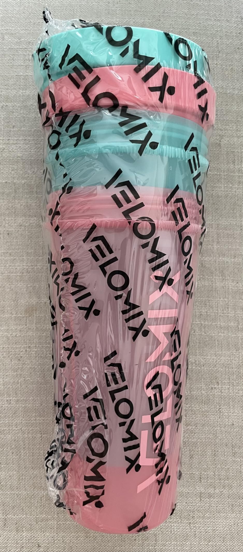 VELOMIX 2 Pack 28oz Protein Shaker Bottle for Protein Mixes, Black/Transpar | 2x Wire Whisk, Leak Proof Shaker Cups for Protein Shakes, Stackable, Dishwasher safe, BPA free, Pre Workout and Fitness ready customer photo 2