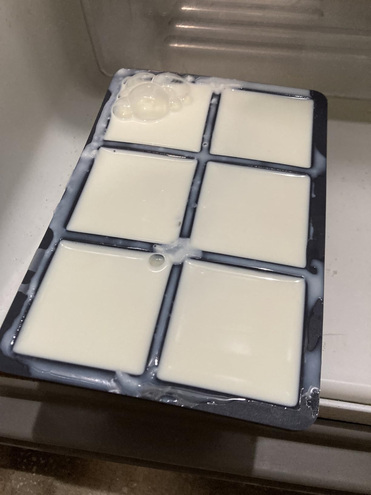 Large Ice Cube Tray for Whiskey: 2