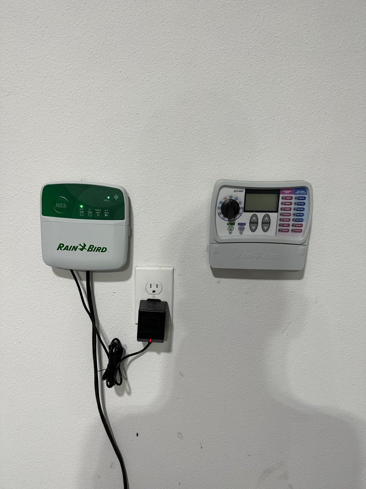 Rain Bird ARC6 Irrigation Controller, Smart WiFi, Indoor, 6-Station customer photo 1