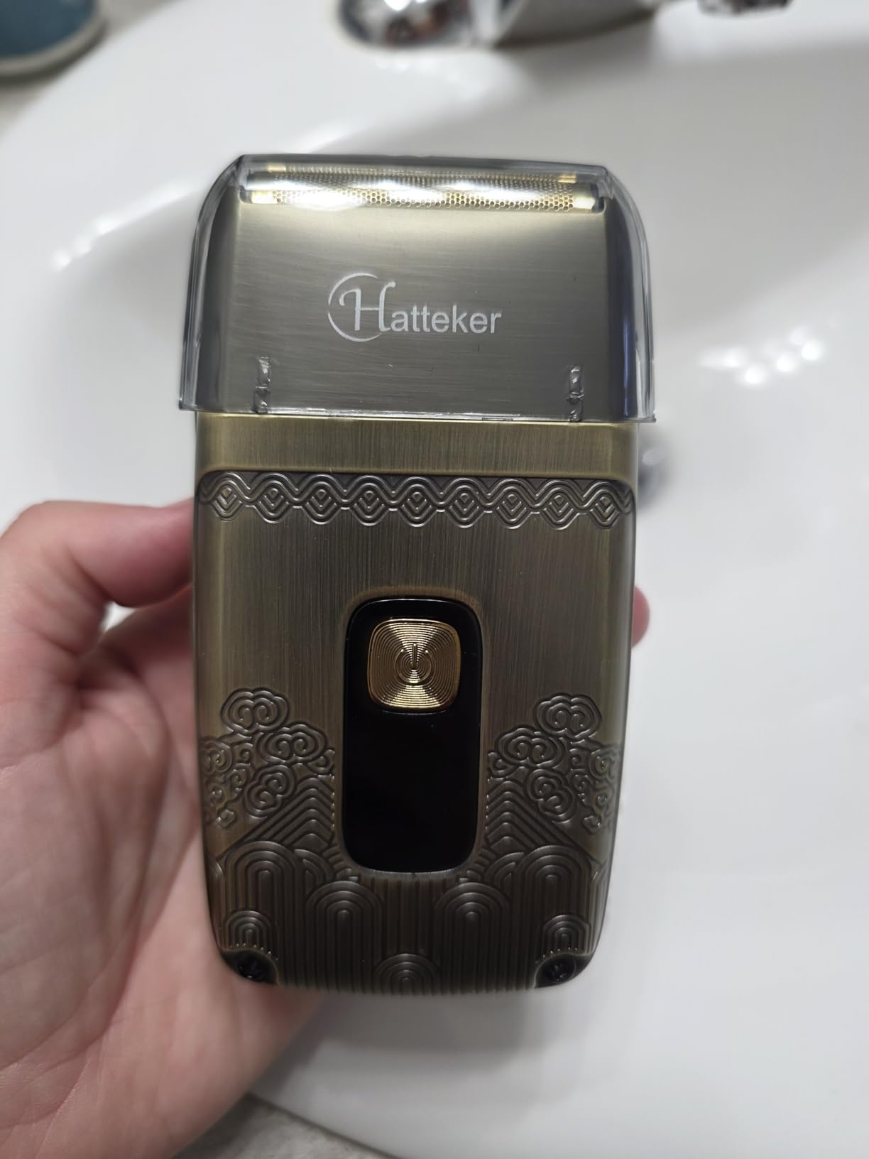 Hatteker Men Waterproof Cordless Beard Trimmer Clipper & Foil Shaver All-in-One Kit customer photo 2