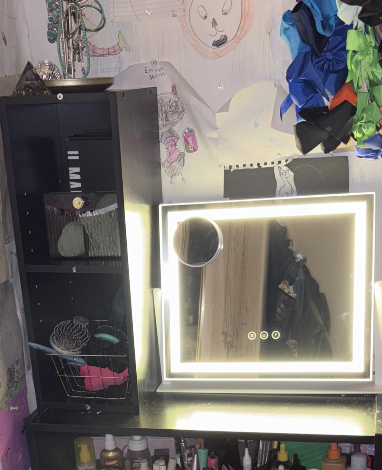 Hasipu Vanity Mirror with Lights and Bluetooth Speaker, 23.6