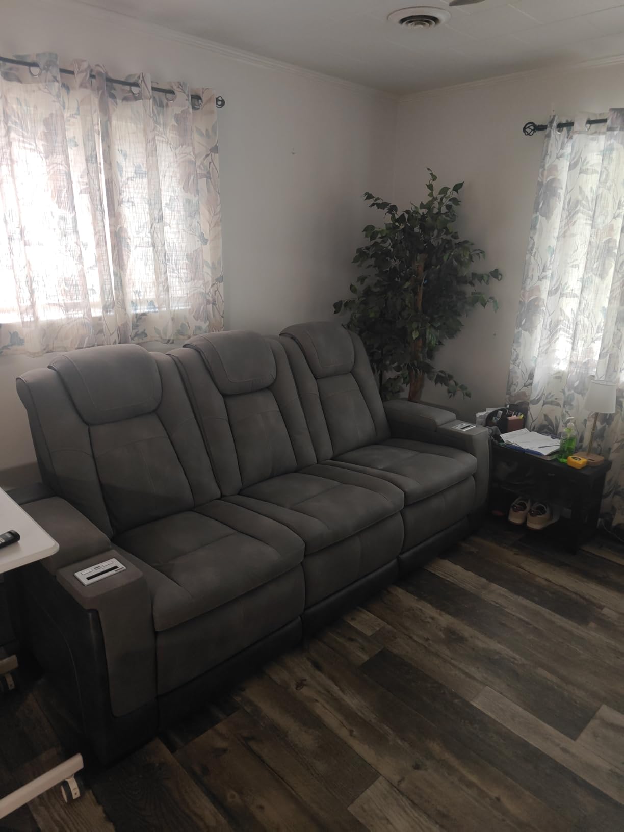 Signature Design by Ashley Fyne-Dyme Power Reclining Sofa, Sapphire Blue customer photo 2