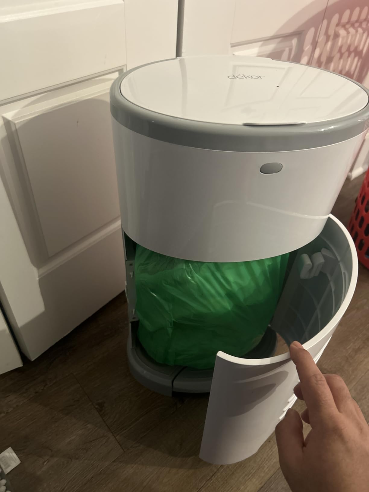 Diaper Dekor EKO Classic Diaper Pail, White | ONLY Eco-Friendly Diaper Pail Made with 70% Recycled Materials | Hands-Free: Step-Drop-Done | Cost-Effective Refill System customer photo 2