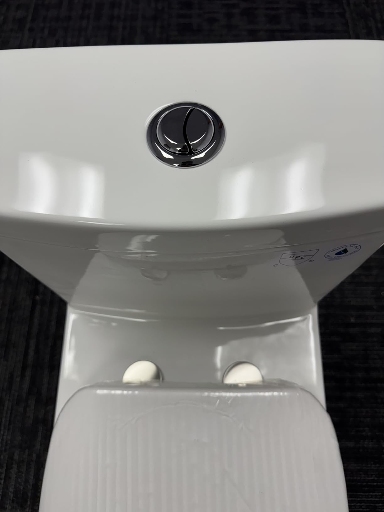 HOROW HR-ST076WD One Piece Toilet, Dual Flush, Compact Skirted Design customer photo 2