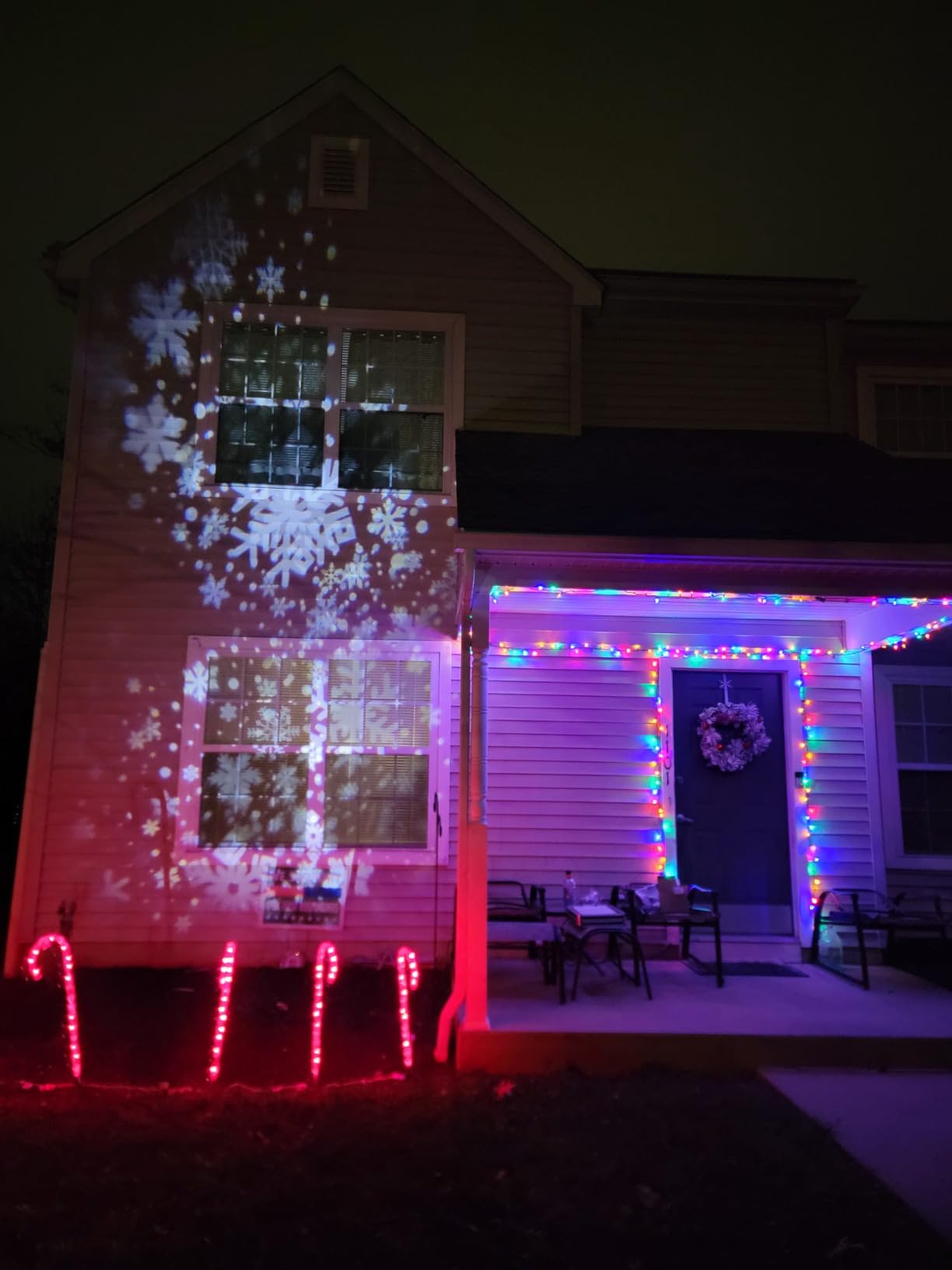 Toodour Snowflake Christmas Projector Lights Outdoor, Double Head Dynamic Snowflake Projector Lights with Timer, Waterproof Holiday Decorative Lighting- Christmas Light for Yard Wall Indoor Xmas Decor customer photo 2
