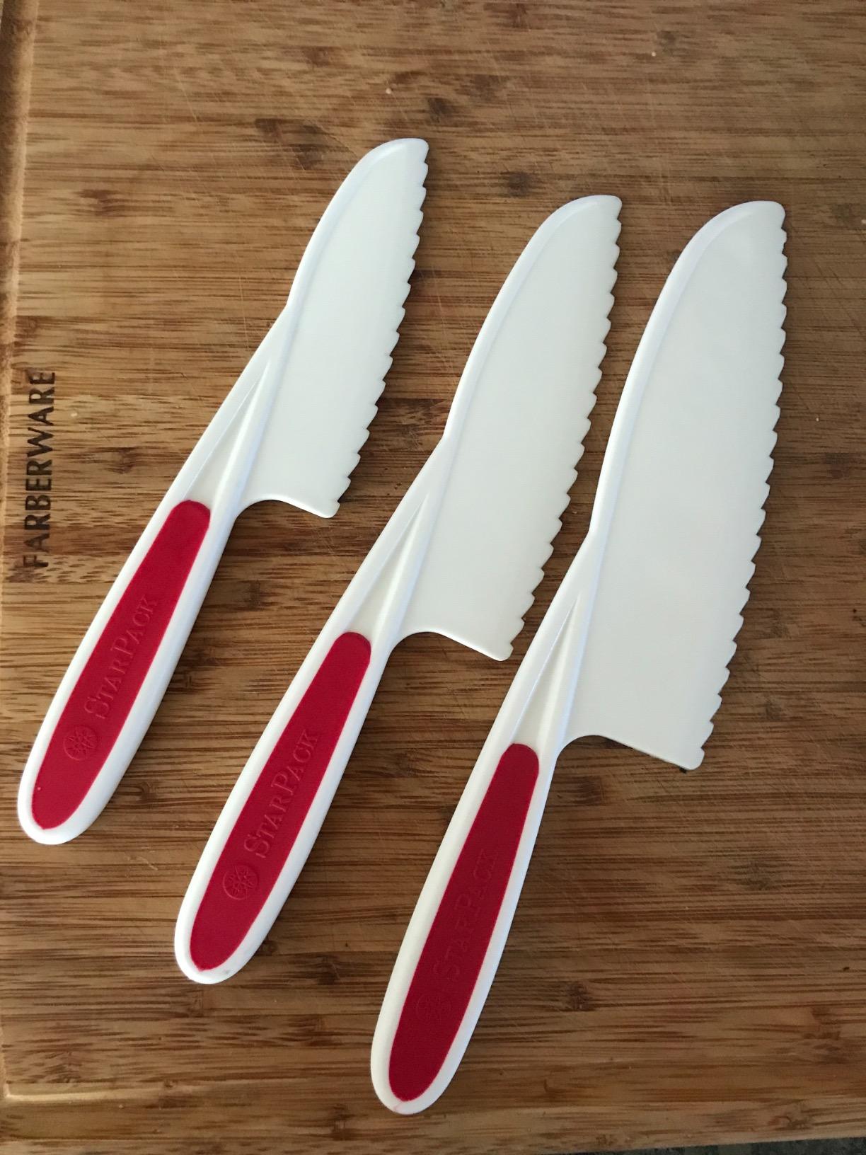 Starpack 'Finger Loving' Kid Safe Kitchen Knife Set of 3 - Kids Knife Set for Real Cooking - Serrated Edges Toddler Knives Set for 3+ Year Olds - Montessori Knive Set - BPA-Free Nylon Knives for Kids customer photo 2
