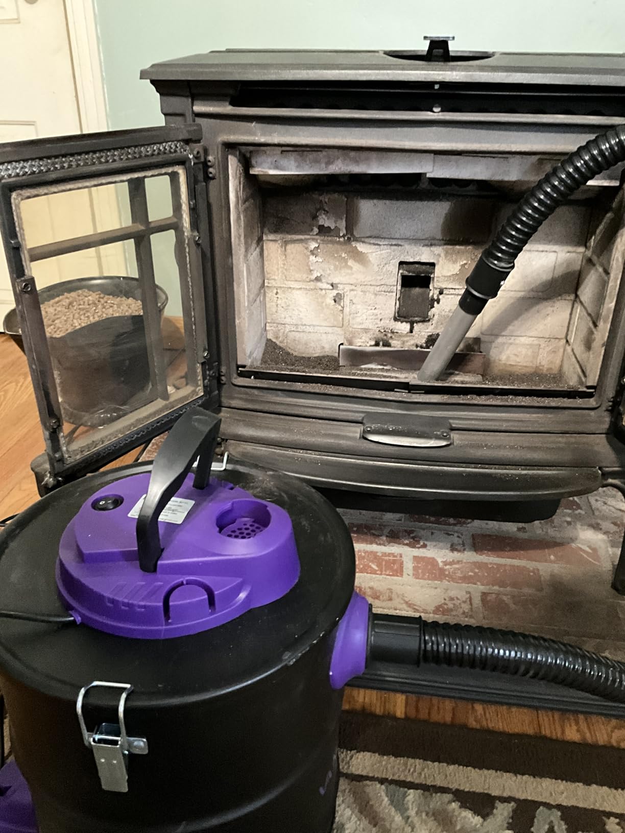Ash Vacuum for Pellet Stoves, 5.2 Gallon, 1200W with Wheels | Powerful Suction Performance, Durable Metal Construction, Easy Mobility, for Fireplaces, Pellet Grill, Wood Stove, Fire Pits customer photo 1