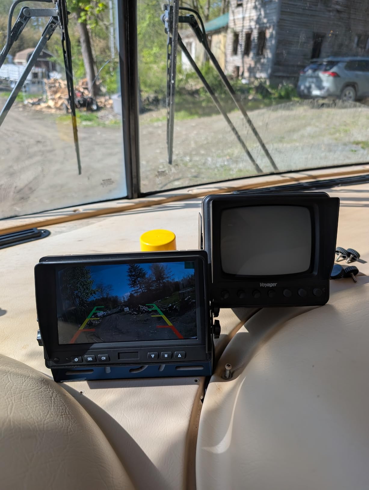 7-inch Backup Camera Ease-Setup for Cars: 1080P HD Real Time Image | Clear Night Vision Rear View Camera Eliminate Rear Blind Spots - Touch Key for Van SUV Pickup Truck Safety customer photo 1