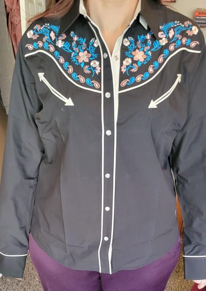 Women's Embroidered Western Cowgirl Slim Fit Shirt Long Sleeve Snap Button Down Shirt with Embroidery customer photo 1